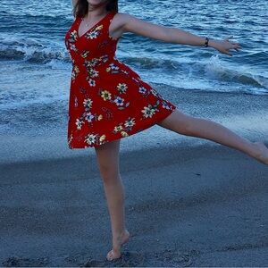 Candie’s Hawaiian 🌺 floral dress sleeveless v-neck twist front size small